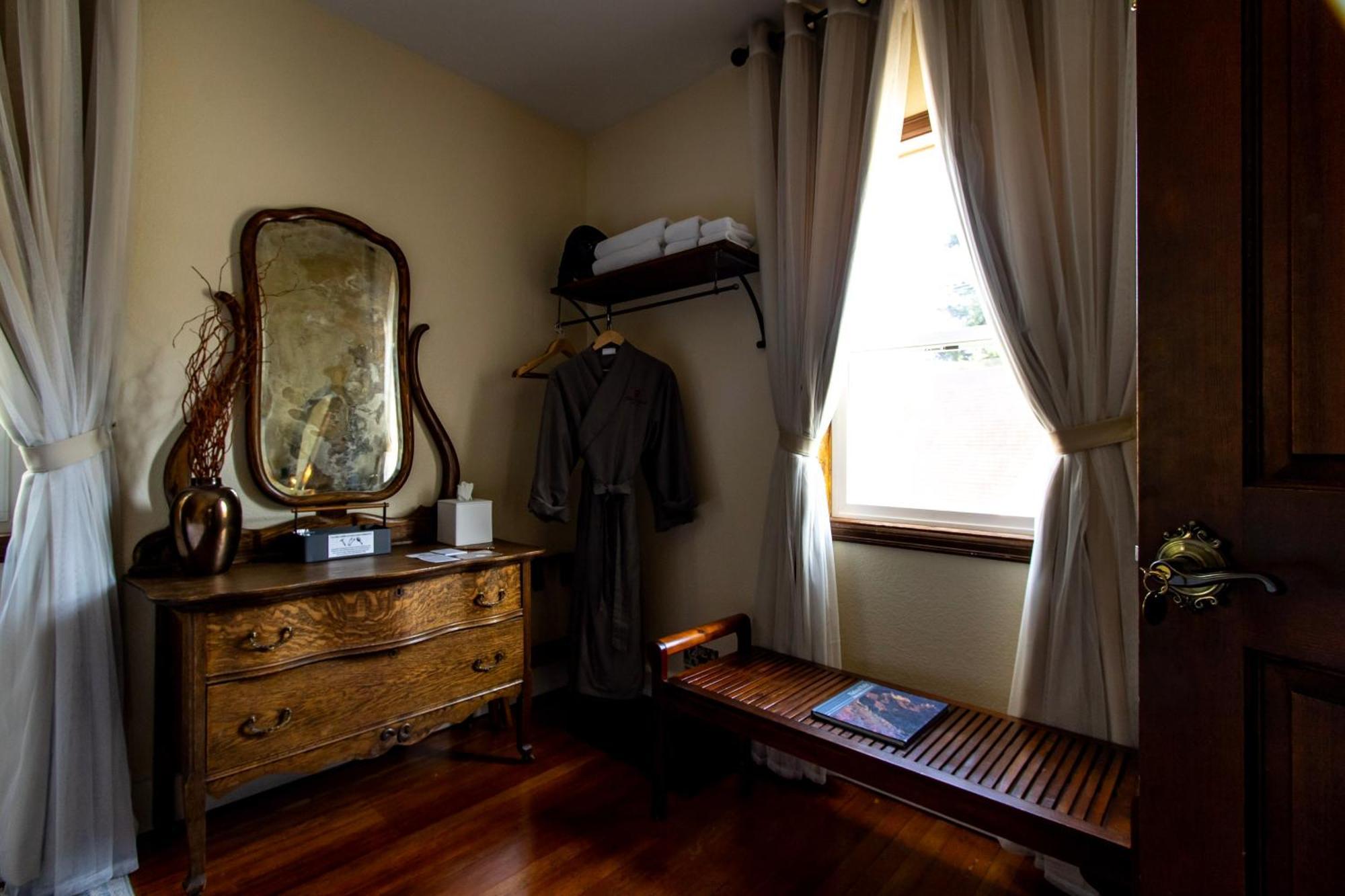 Hotel Packwood Buitenkant foto